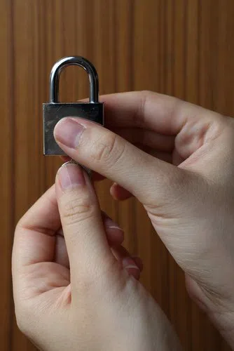 Derby CT Locksmith Store Derby, CT 203-416-6294 - residential-lockouts